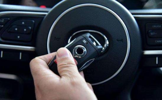 【长城炮】中国版猛禽？长城“第三炮”各方面都让人惊艳，起售仅16.98万