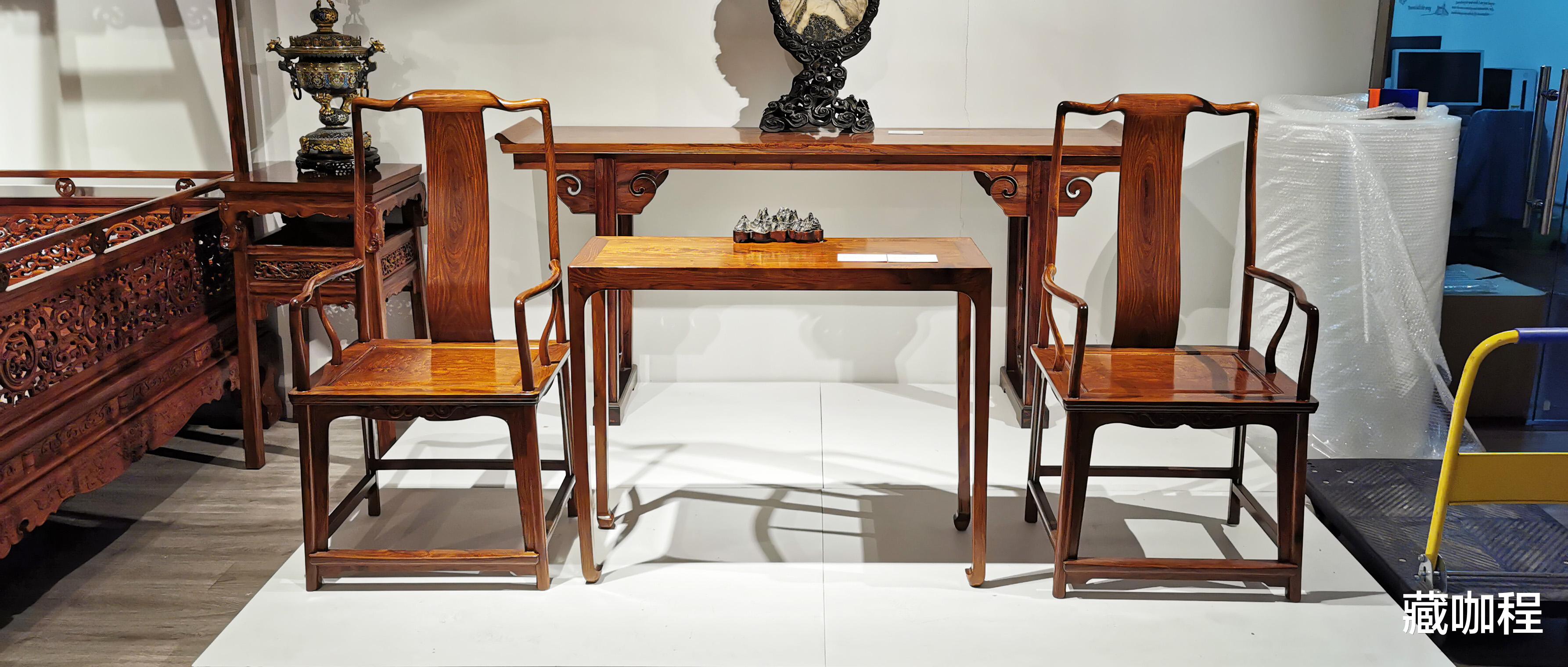 绿松石|海黄鬼脸一串串，准顶级四面平桌100万拍出