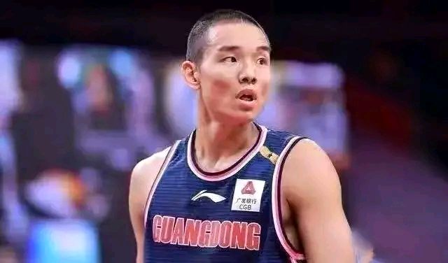 刘权标▲不懂就问！身穿广东0号球衣的刘权标是什么来头？为什么叫他球霸？