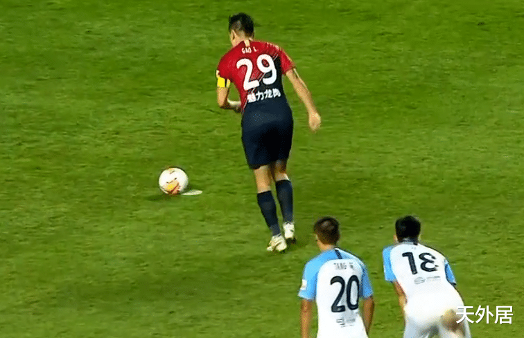 郜林|中超最大黑马踢疯了！郜林梅开二度，另外一位恒大旧将5分钟造2点