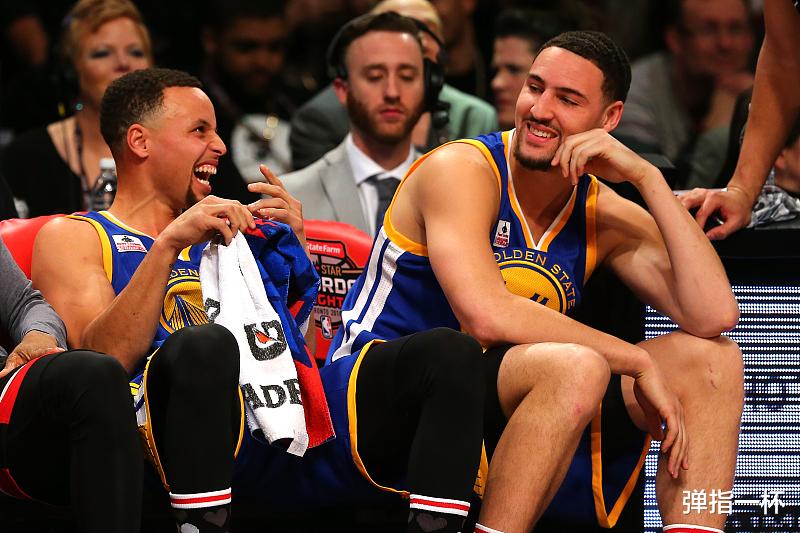 【央行】库里+汤普森交换保罗！到底谁在说谎？