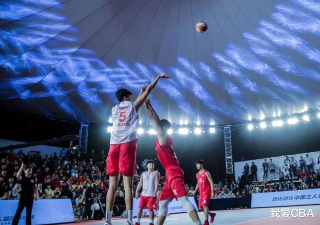 广东男篮:朱芳雨失手了!18岁2米15新星拒绝加盟广东宏远,曾誉为小易建联