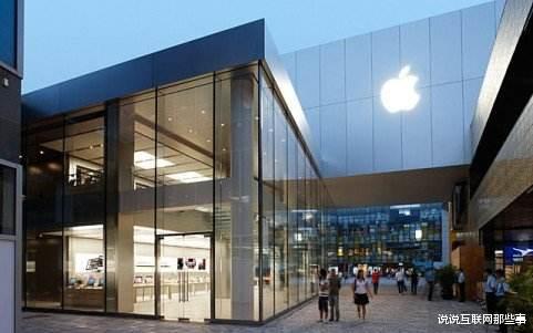 #苹果#打击接踵而来,苹果措手不及!微信后,又有两家巨头出手!该改了