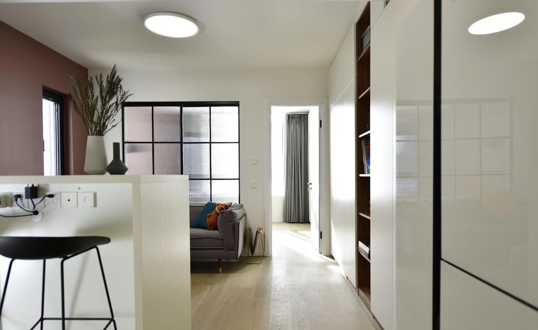 ##这套小户型装修真不错，43㎡空间要啥有啥，颜值高收纳强还很敞亮