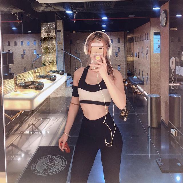 「健身」23岁大四妹子甩肉30斤,从肥宅逆袭为健身女神,变化堪比整容!