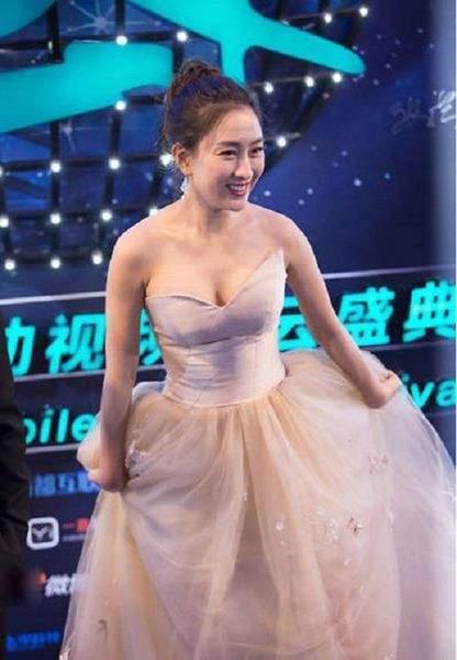 马苏|104斤的马苏，84斤的李小璐，网友：就相差20斤，到底差在哪里了？