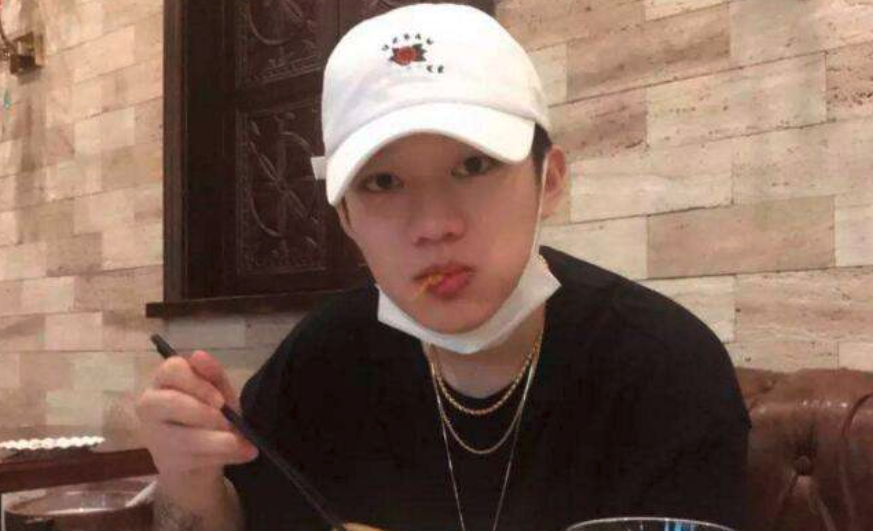 pg one|PGone新歌内容太劲爆,嘲讽贾乃亮同时,还提起李小璐“圣诞夜”