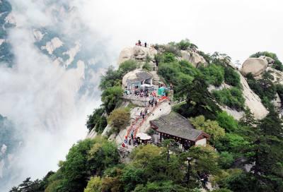 华山|爬山吗？这座山让你与天堂只差一只手