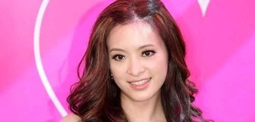 『赵薇』44岁“国标女王”刘真去世，老公崩溃、小S痛哭，真正死因曝光！