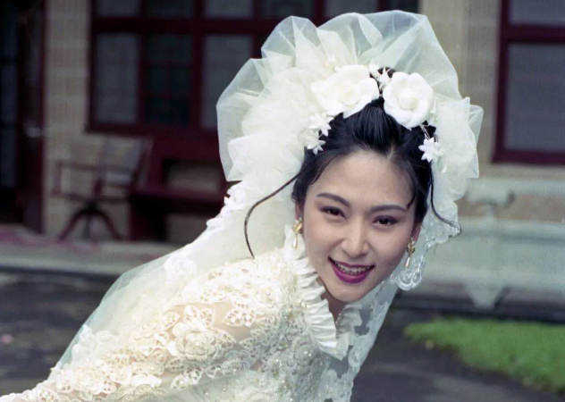 台湾|?“台湾第一美人”堪称世间绝色，一生只恋爱了一次，54岁仍像少女