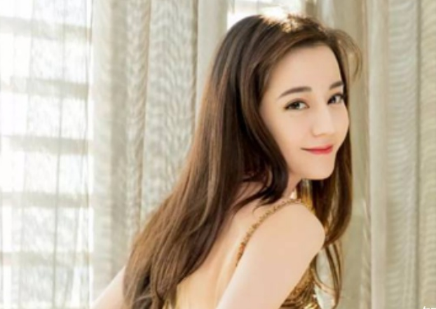 张佺|热巴说父亲是国家一级演员，自己钢琴十级，为什么没见过她弹？