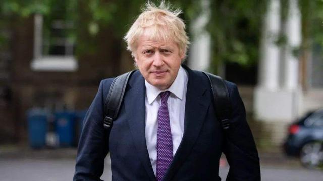 华为@两条消息传来，好消息华为正式宣布，坏消息约翰逊做出决定