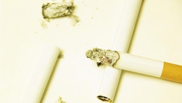 戒烟|抽烟多年，突然戒烟会打破呼吸系统平衡，更伤肺？医生告诉你实话