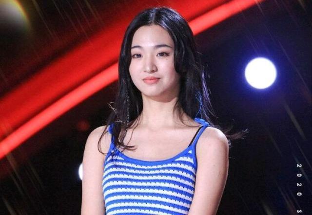 回锅肉|好声音：“回锅肉”选手组团参赛，他居然是其他节目的全国总冠军