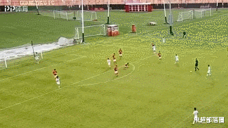 中国足球：郑智接班人？前里皮第一助手：他有望是中国足球未来10年中场核心