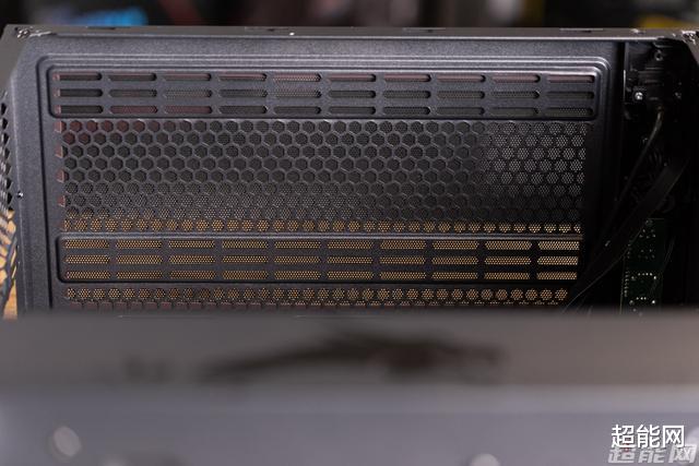 显卡|这次攒机，我选了微星全家桶：除了有才华还要有颜值