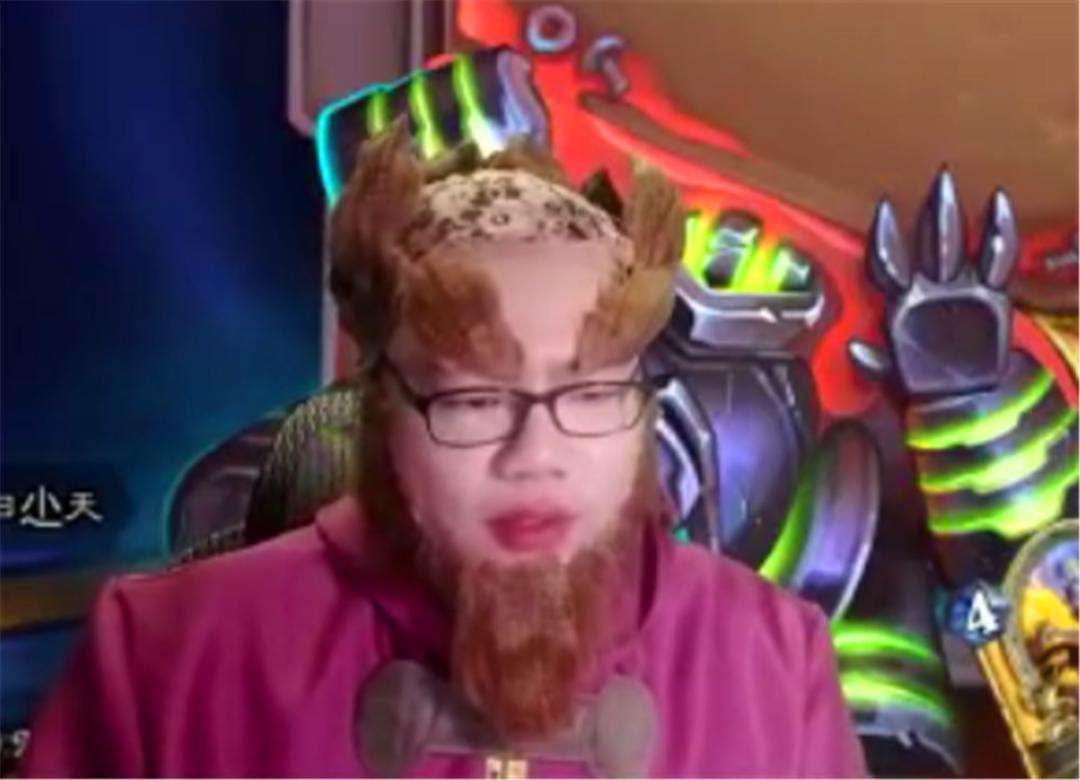 炉石传说|炉石传说：黑哥发布最新卡牌，水友：卡是最废物，COS最形象