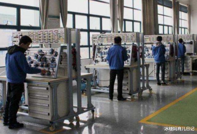 本科生|专科为啥要叫“职业技术学院”？专科“优势”要了解，不比本科差