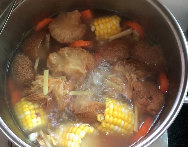 失去这段爱 假如抬头正好看到“它”，请爬上去把它取下来