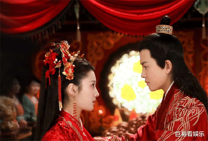 「芒果台」芒果优酷纷纷“出招”,新剧上映仅隔1天,高颜值主演难以抉择?