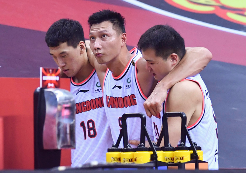 原生家庭|第一句就让人心疼！易建联社媒首次发声，不提伤情更多是致敬英雄