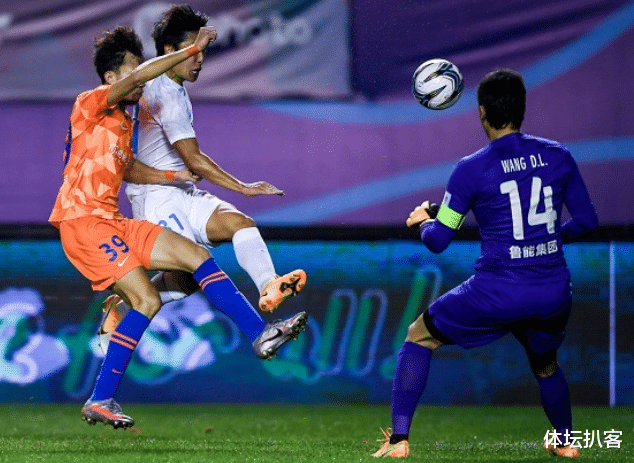 足协杯|4-0!足协杯之王踢疯了,21岁新星1V2碾压式破门,冲队史第6冠