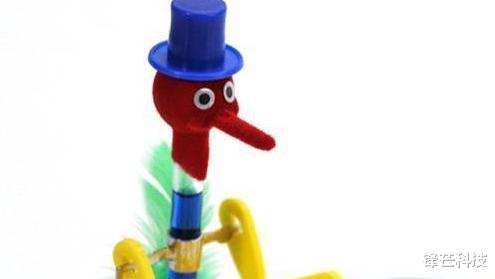 爱因斯坦|智慧的结晶！中国古人发明的饮水鸟，“让爱因斯坦也吃惊的玩具”