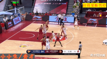 #杜锋#都回来了！杜锋又训胡明轩，开场157秒换下赵睿，领先11分叫暂停