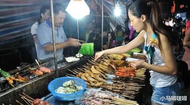 疾病▲23岁女孩，查出胃癌，常吃一种食物，一口一口“喂”出了癌细胞