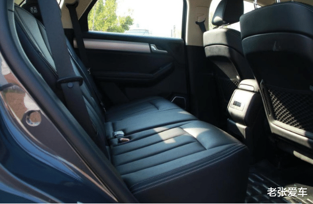 丰田汉兰达|上市3年0骂声，起步2.0T，30万实力低至12万，不买汉兰达就买它