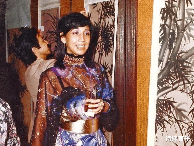 赌王|赌王长女何超英，当年看不上霍震霆，老年疯癫葬礼三年没人立碑