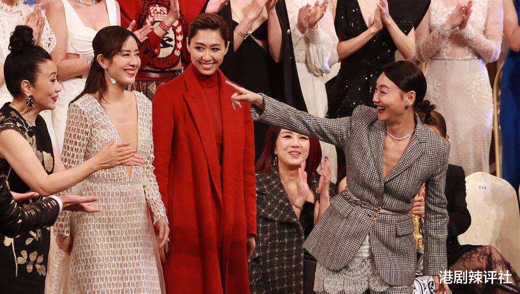 TVB|一朝得志引幕后不满，TVB连庄视后走下神坛，一姐之位拱手让人