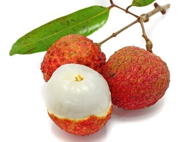 脾胃|女性进入衰老，2处会变大，2处会变小，若没有，恭喜身体还很年轻