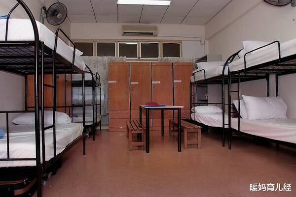 宿舍|明明是985、211院校，宿舍条件却很差，环境仿佛“难民营”