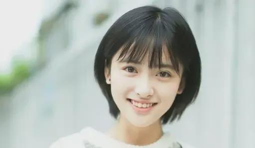 「木村心美」星二代相貌平平出道被嘲，没作品也能拿奖，她凭什么资源不断？
