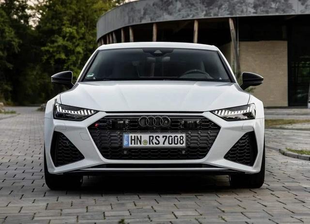 奥迪A7|奥迪A7L“你长大了”，终于有哥哥的样子，请受A6L一拜