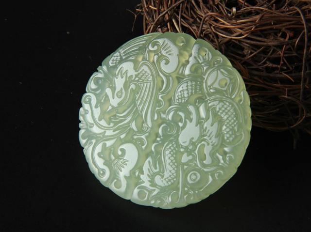 『翡翠』这10种玉石和翡翠极其相似，行家都经常看走眼，你会分辨吗？