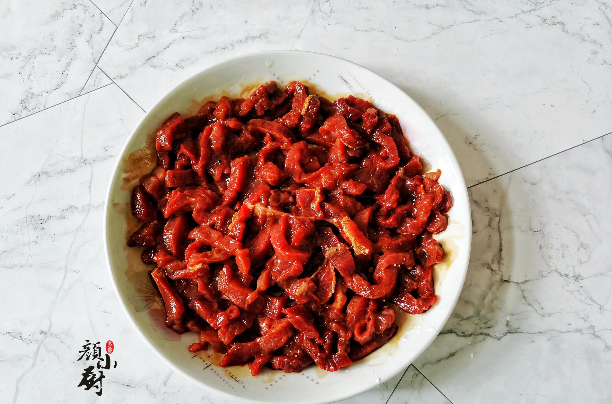 「牛肉」炒牛肉时，万万不可直接下锅就炒，多加这一步，牛肉鲜嫩更好吃