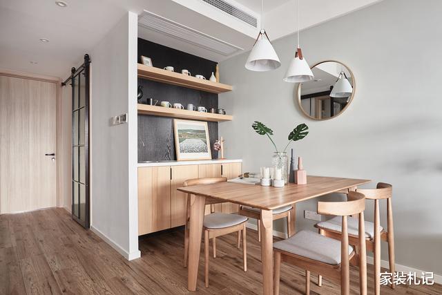|恰到好处的原木与大白墙设计，97㎡自然整洁，让人生活倍感轻松