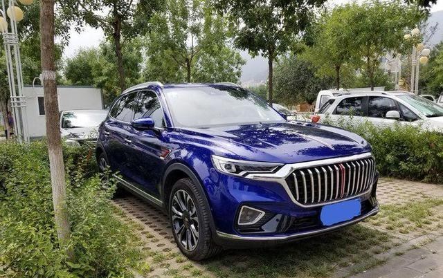 三菱欧蓝德■开了红旗HS5，再花20万开三菱欧蓝德，车主语重心长地说了感受