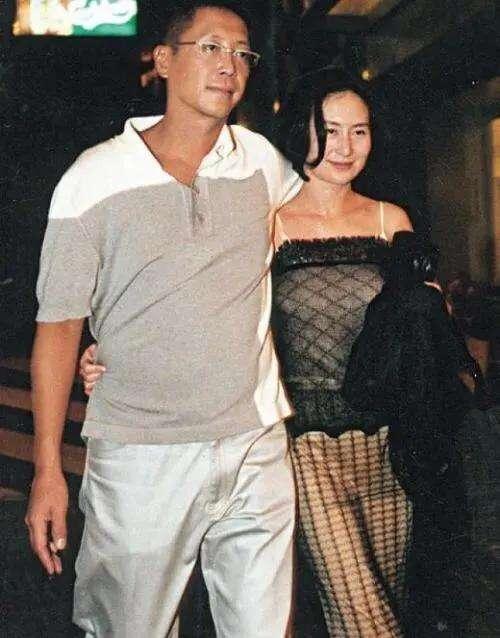 赌王|赌王妹妹何婉琪回忆录曝光，透露赌王心中接班人，并非女儿何超琼