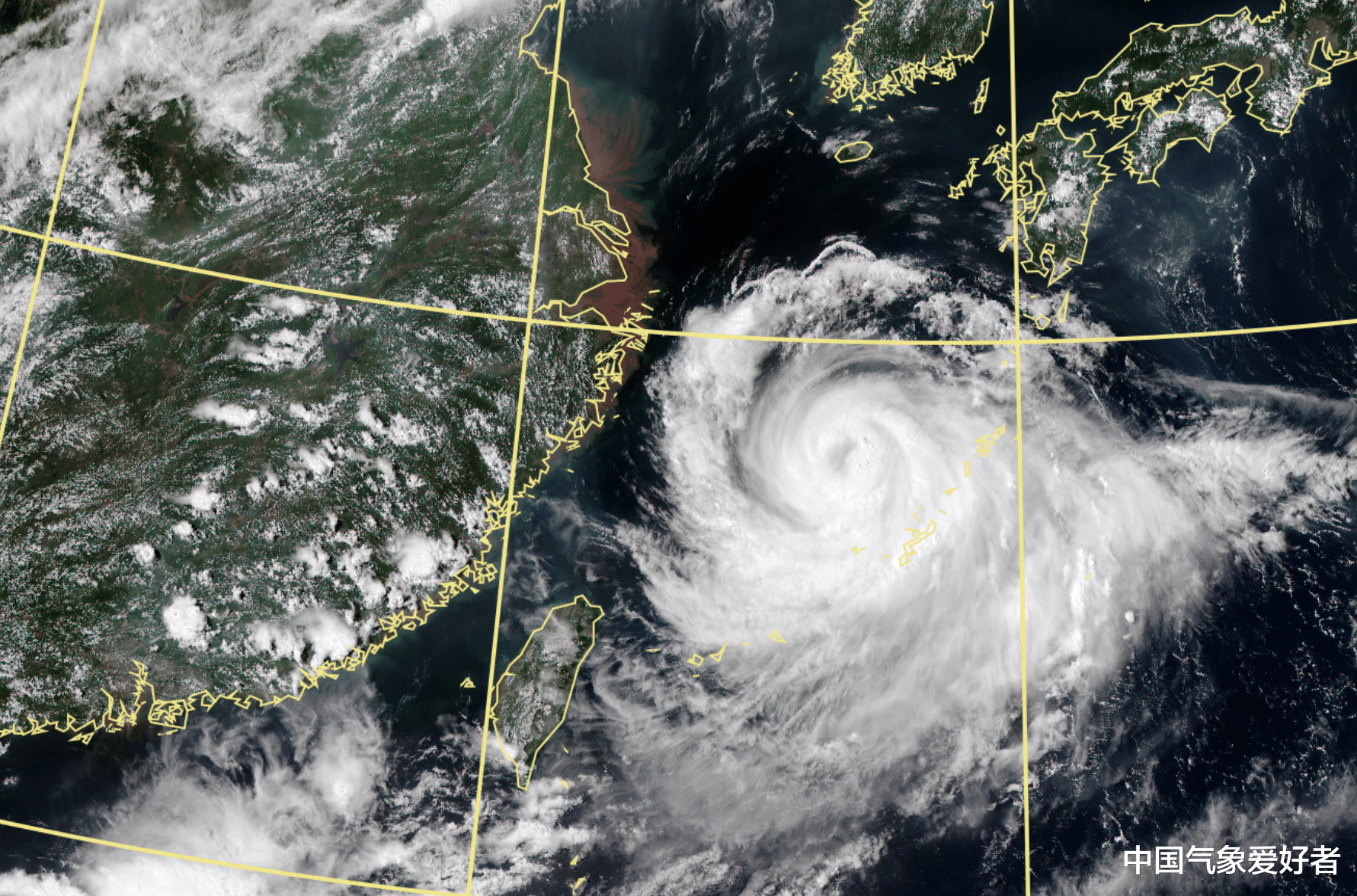 中国气象爱好者|上海出现橘色怪云,气象台立即做出解释!分析:和台风有点关系