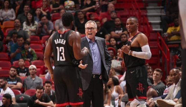 火箭队|狂轰45+6+10！威少一战立威，德帅表态，火箭巨头盼归位