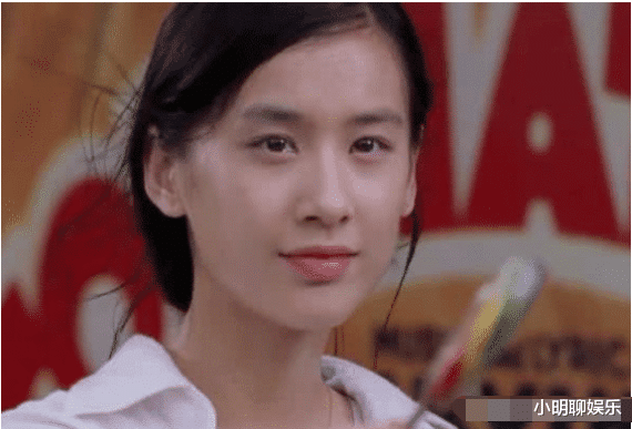 黄圣依■有种“炫富”叫黄圣依老公微博认证，只有26个字，娱乐圈没人敢这么写