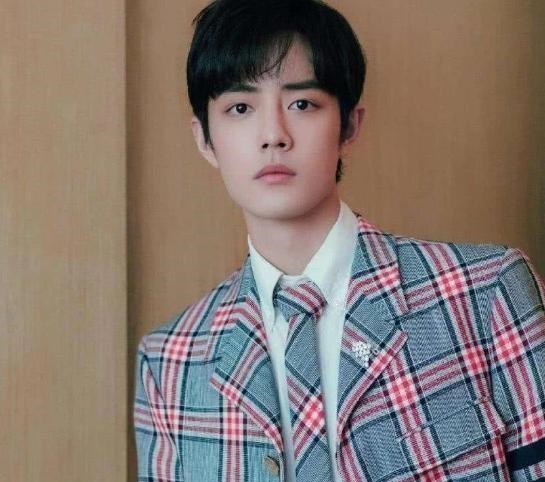 [肖战]肖战《青春环游记2》路透照曝光，全是绿幕是方便后期扣掉他吗？