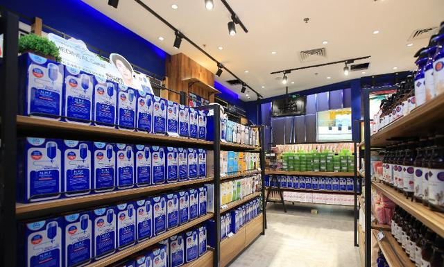 马云让实体店纷纷倒闭？那以后的租金还这么贵吗？业内人士这样说！