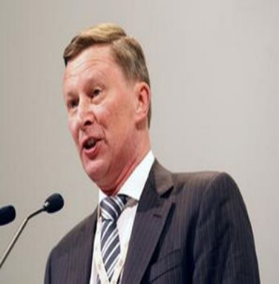 「女孩」“人猿杂交”实验,花重金找了5名年轻女孩,最后结局如何?