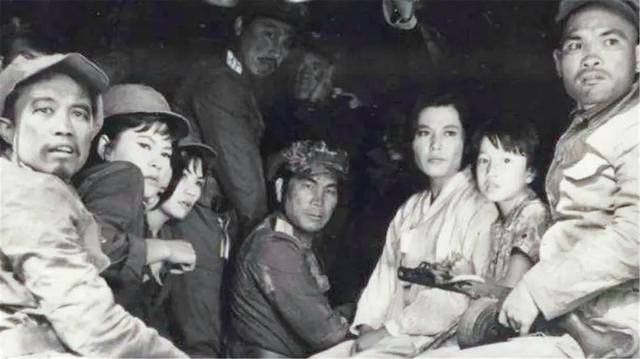 【苏联】日本投降后，苏联俘虏了大量年轻女兵，处理办法至今让日本后怕！