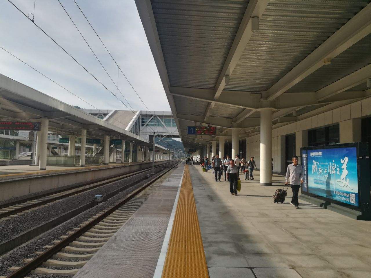 「福建省」福建这个车站用景点命名，却遭到无数吐槽，游客：容易下错站