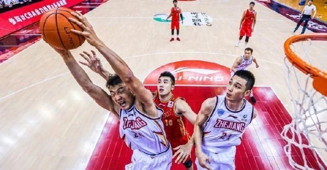 「浙江男篮」有戏了！CBA第1大前锋或重返巅峰，他才是中国男篮最强4号位！